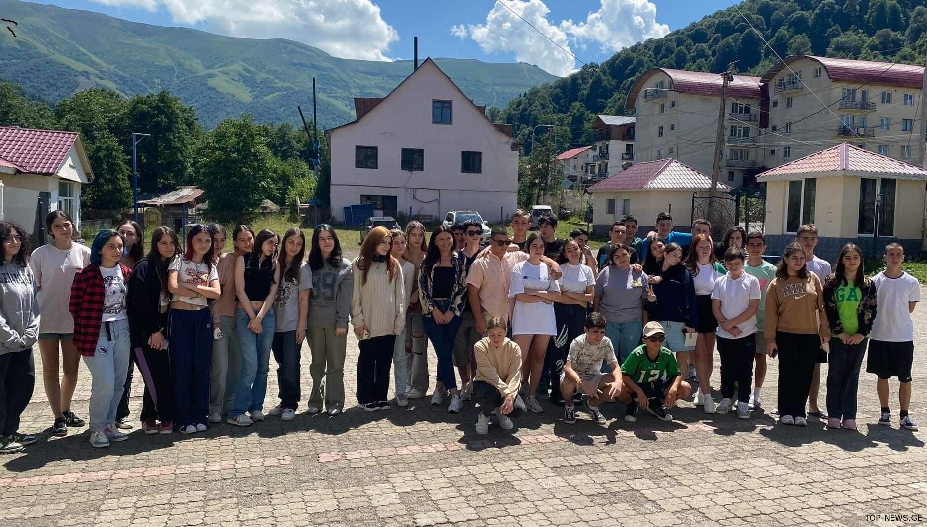ქუთაისის მერიის საზაფხულო ბანაკში 120 მოსწავლე ჩაერთო