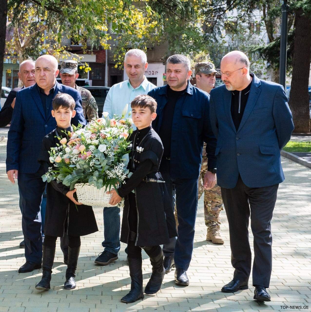 სოხუმის დაცემის 31 წლისთავთან დაკავშირებით, ქუთაისში, აფხაზეთის ომში დაღუპულთა ხსოვნას პატივი მიაგეს