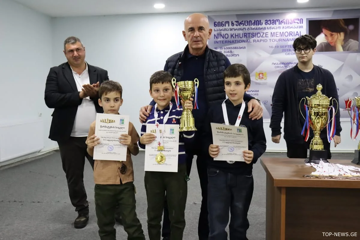 ვანში ჭადრაკში ტურნირი ჩატარდა, რომელშიც 200-მდე მოჭადრაკე მონაწილეობდა