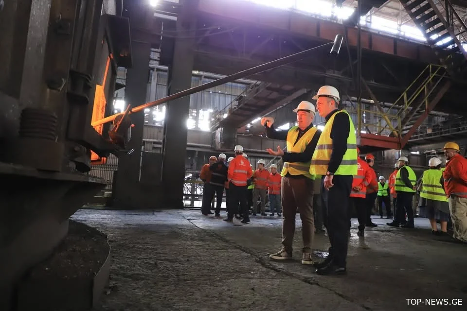 ზესტაფონში ფეროშენადნობთა ქარხნის 92 წლის იუბილე და მეტალურგის პროფესიული დღე აღნიშნეს