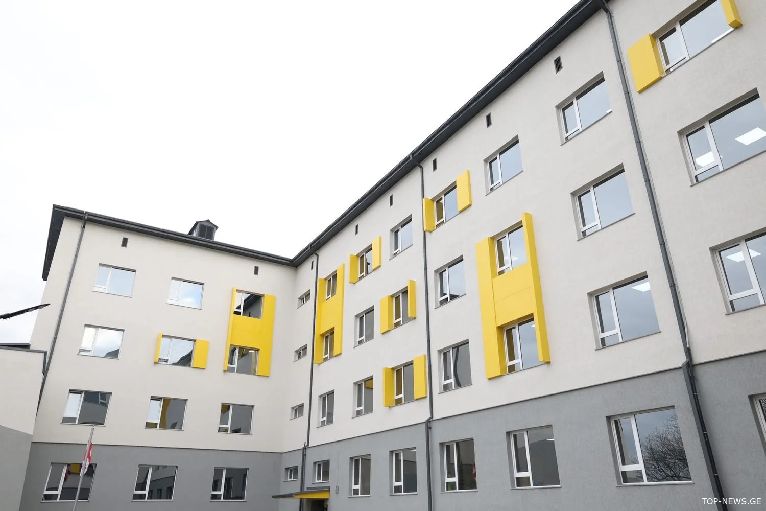 ჭიათურაში 500 მოსწავლეზე გათვლილ სკოლას რეაბილიტაცია ჩაუტარდა