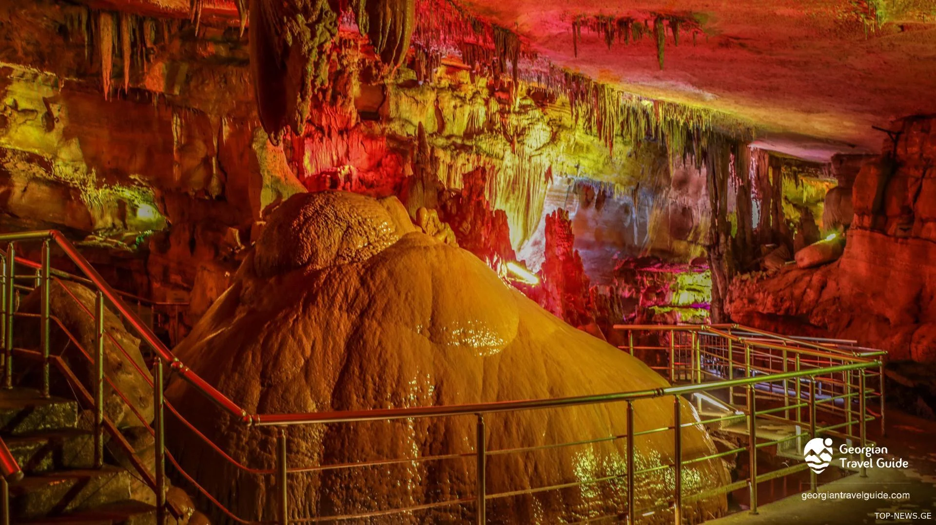 „დაცულ ტერიტორიებზე ვიზიტორთა რაოდენობამ რეკორდულ ნიშნულს გადააჭარბა-11 თვის მონაცემებით, დაცულ ტერიტორიებზე 1 200 000-ზე მეტმა ვიზიტორმა იმოგზაურა“