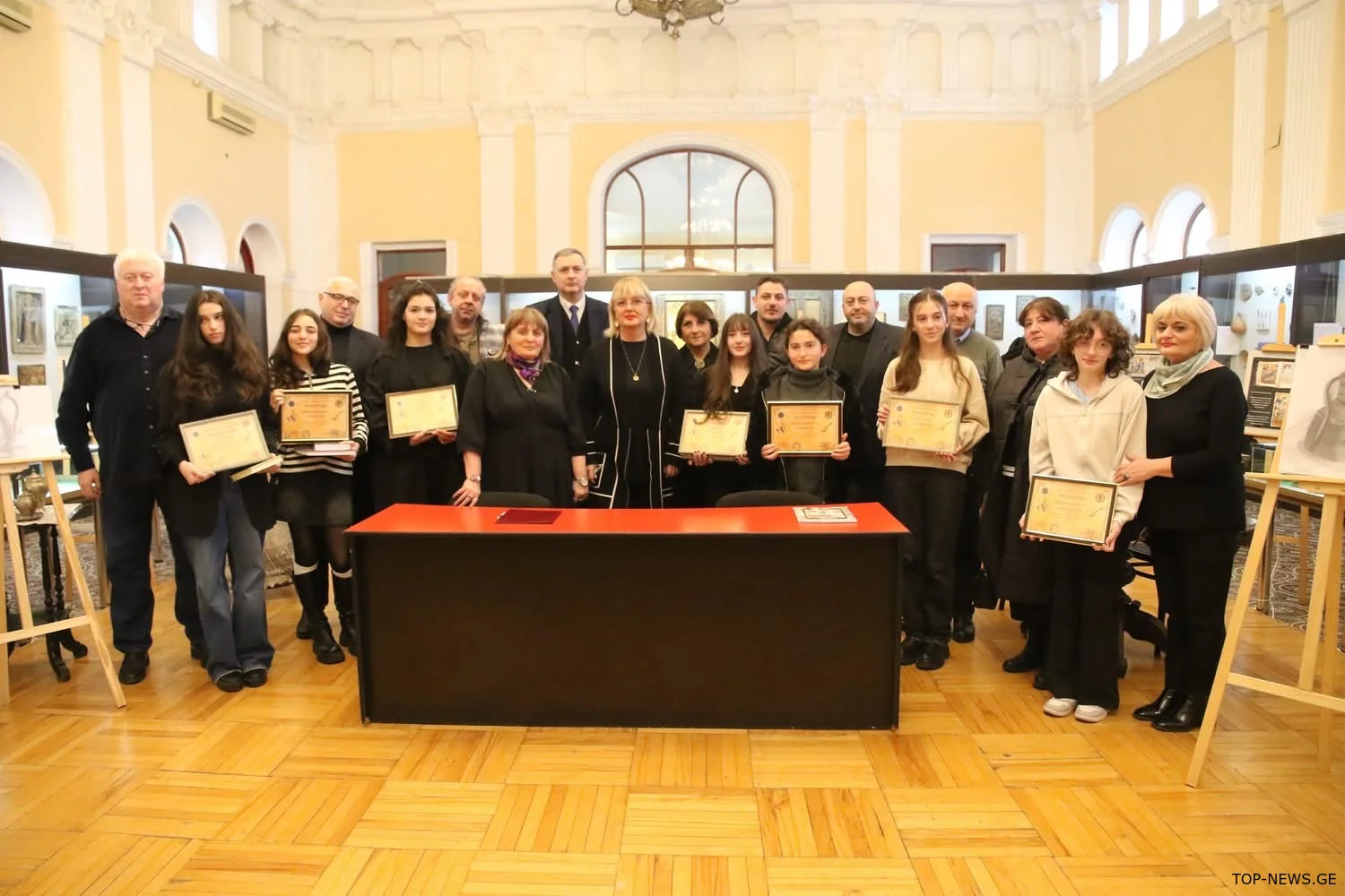 ქუთაისში “ეთნოგრაფიული ესკიზების” გამარჯვებულები დააჯილდოვეს