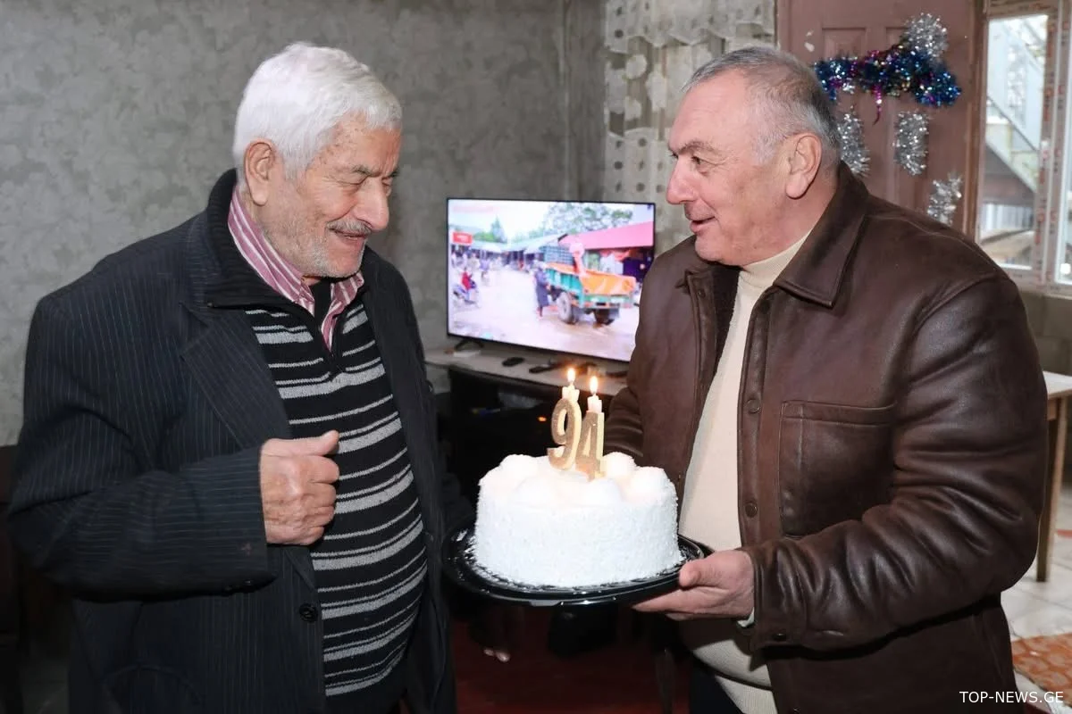 ცაგერის სოფელ ჩქუმის უხუცესს 94 წლის იუბილე მიულოცეს