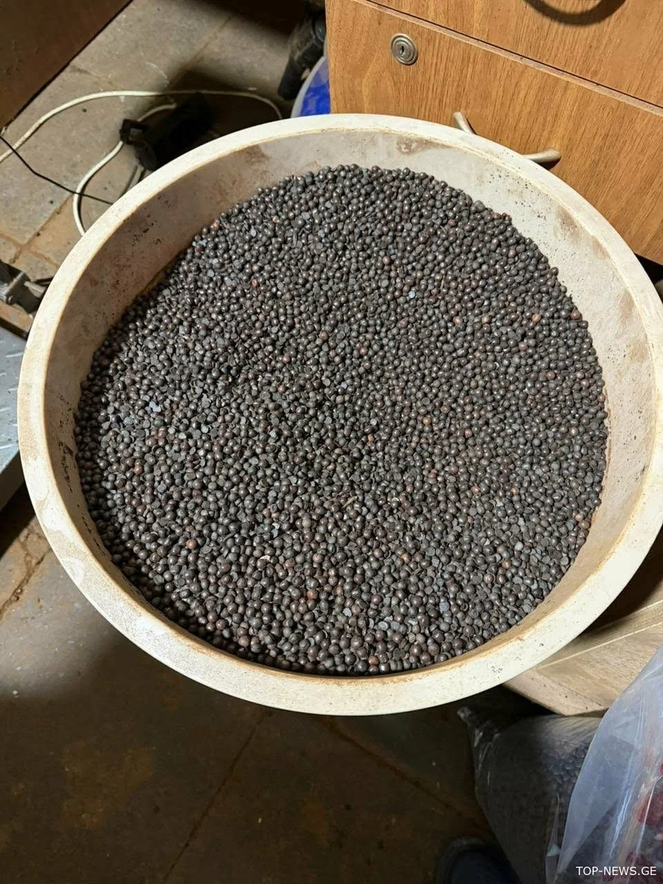 ყავაში მოხალული ბარდის გამოყენება და რეგისტრაციის გარეშე საქმიანობა - სურსათის ეროვნულმა სააგენტომ ყავის საწარმოს საქმიანობა შეუჩერა