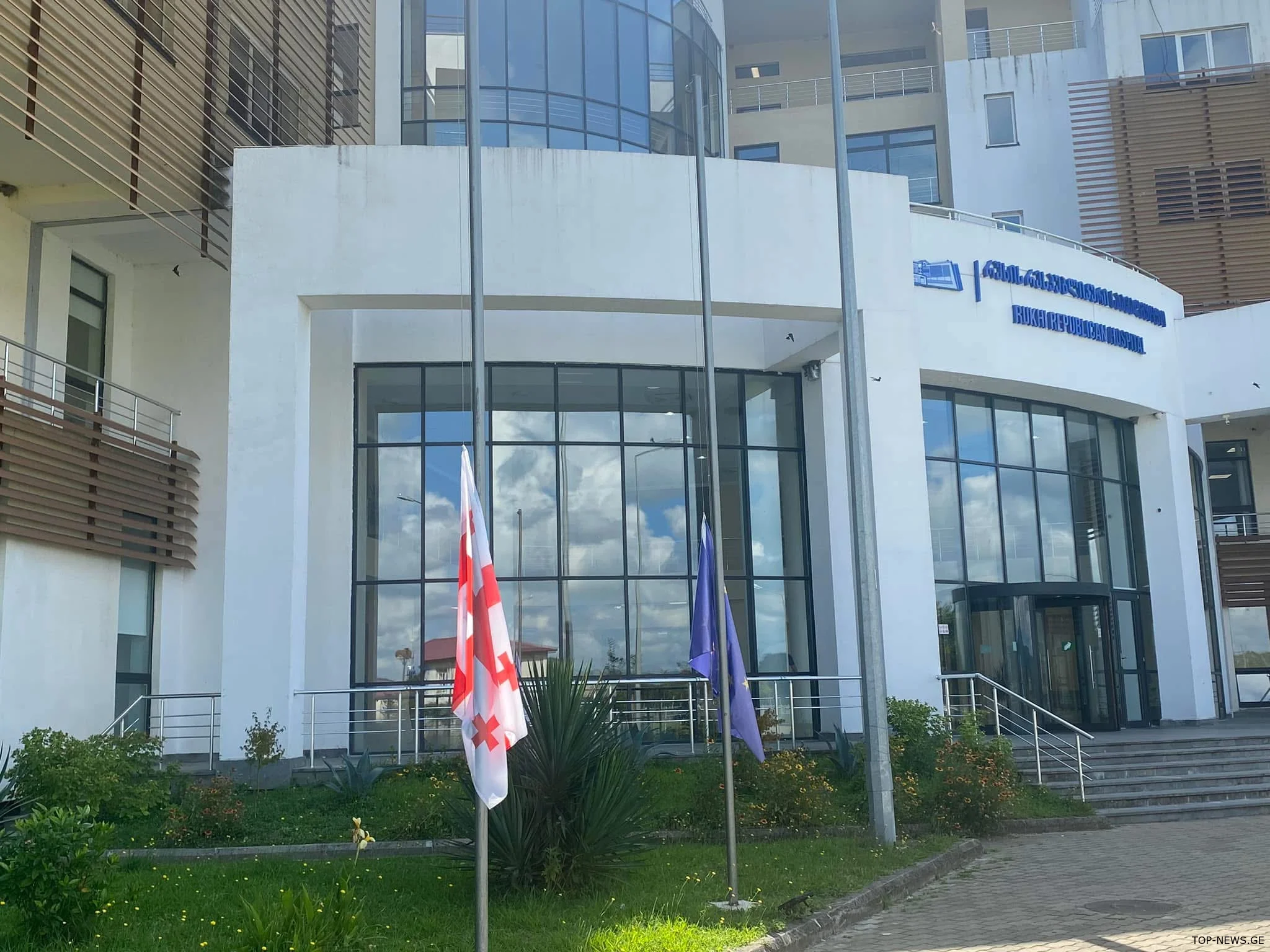 “გადადებული პაციენტი ვიყავი,”-რუხის რესპუბლიკურ საავადმყოფოში გადარჩენილი სიცოცხლე