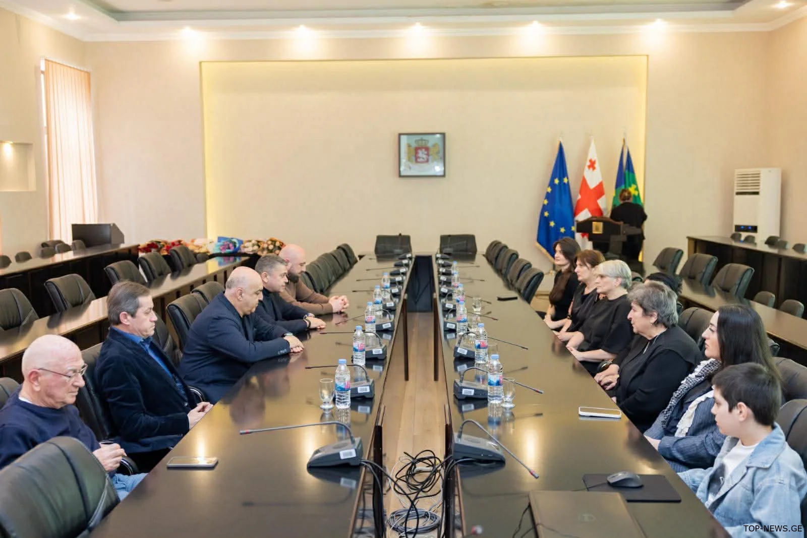 ქვეყნის ერთიანობისათვის დაღუპული ქუთაისელი მებრძოლების ოჯახებს ქუთაისის მერიისგან ფულადი ჯილდო გადაეცათ