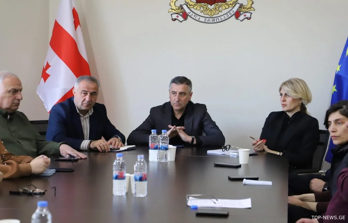 ამბროლაურის საცურაო აუზს რეაბილიტაცია ჩაუტარდება