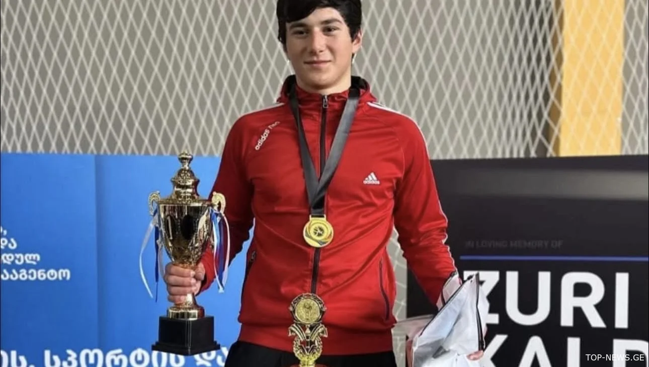 ლეჩხუმელმა ცოტნე სილაგაძემ თავისუფალ ჭიდაობაში ჩემპიონის ტიტული მოიპოვა