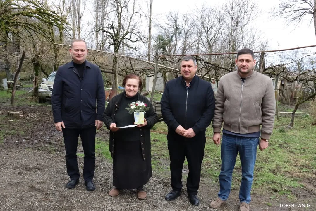 ვანში დაღუპული გმირების დედებსა და მეუღლეებს გაზაფხულის დღესასწაულები მიულოცეს