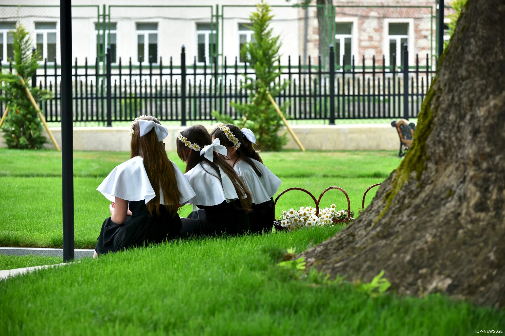 ცნობილია მომღერლები, რომლებიც "ქუთაისქალაქობაზე" იმღერებენ