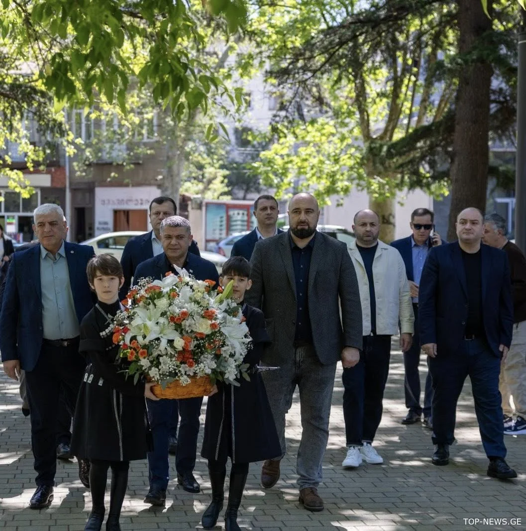 ომის ვეტერანებს ქუთაისის მერიის მიერ დაწესებული ფულადი ჯილდო გადაეცათ