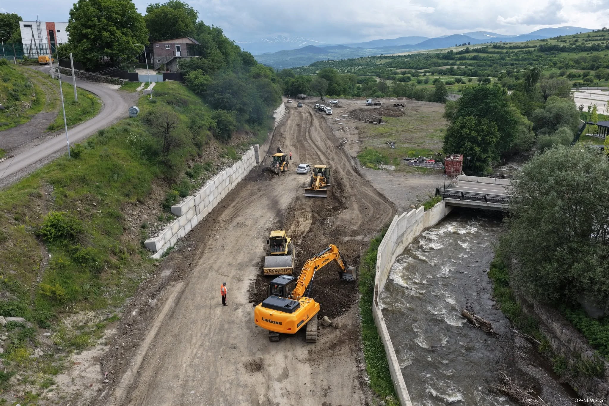 რა ეტაპზეა ქუთაისი-აბასთუმნის გზის მშენებლობა?