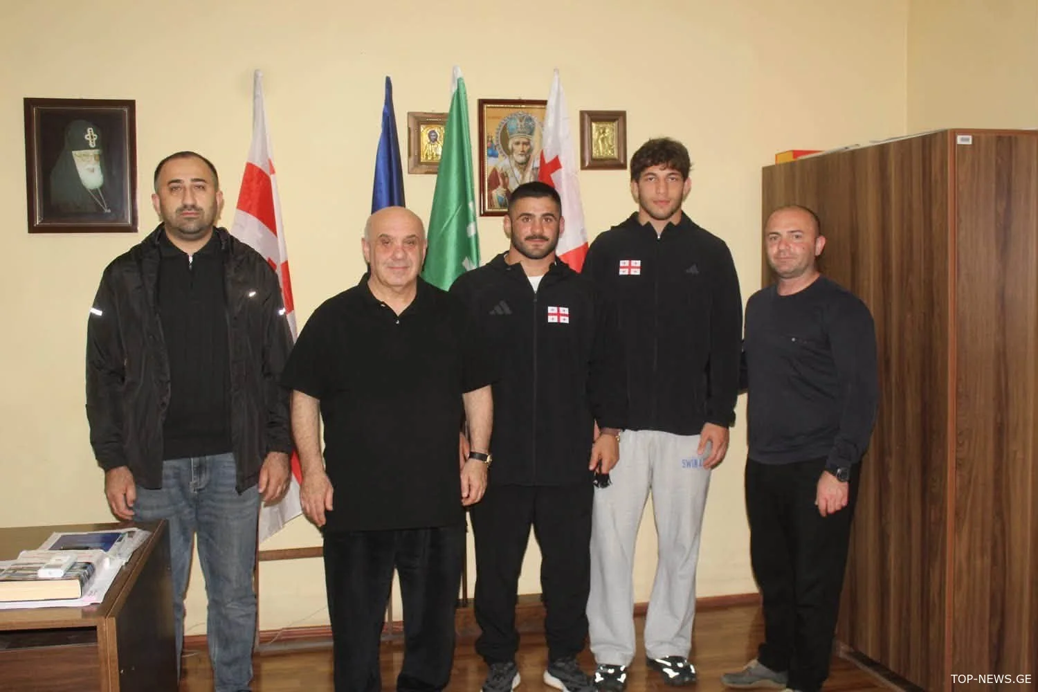 ხარაგაულის მერმა წარმატებულ სპორტსმენებს უმასპინძლა