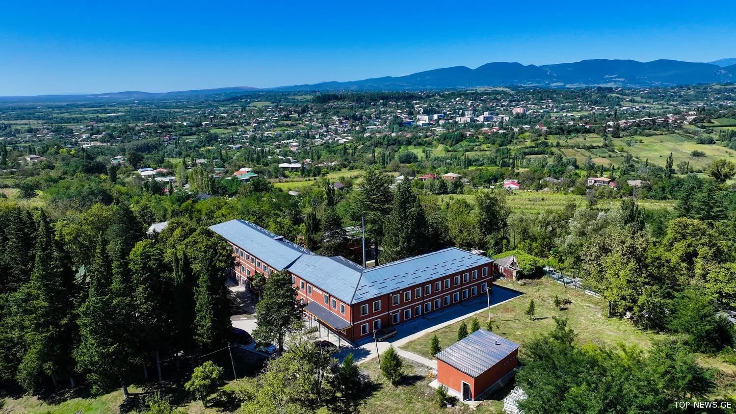 თერჯოლის სოფელ ღვანკითში 360 მოსწავლეზე გათვლილი სკოლა განახლდა